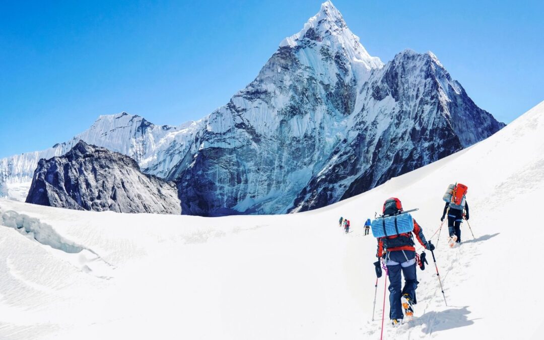Hikers Will Now Face Vaccine Mandate If They Want To Climb Everest