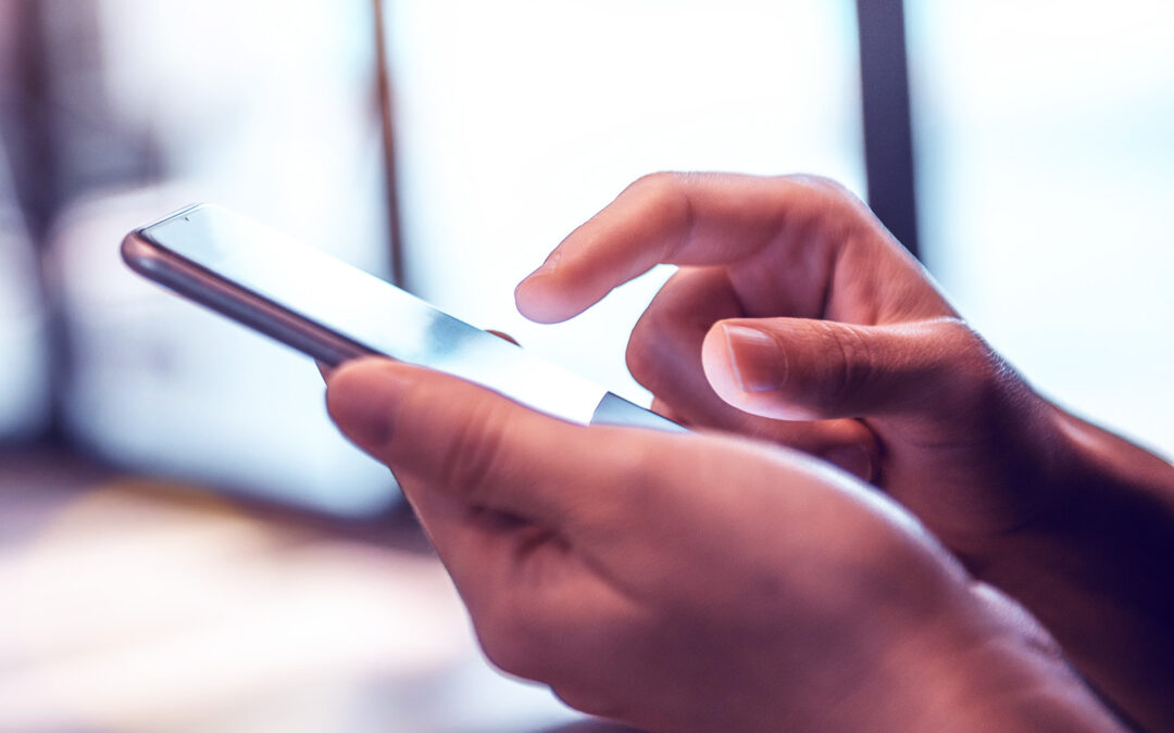 What’s Appealing or Off-Putting in a Dating Profile, According to 3 Women