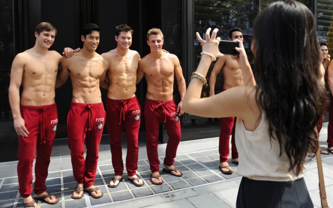A New Netflix Documentary Reveals The Discrimination At The Core Of Abercrombie & Fitch