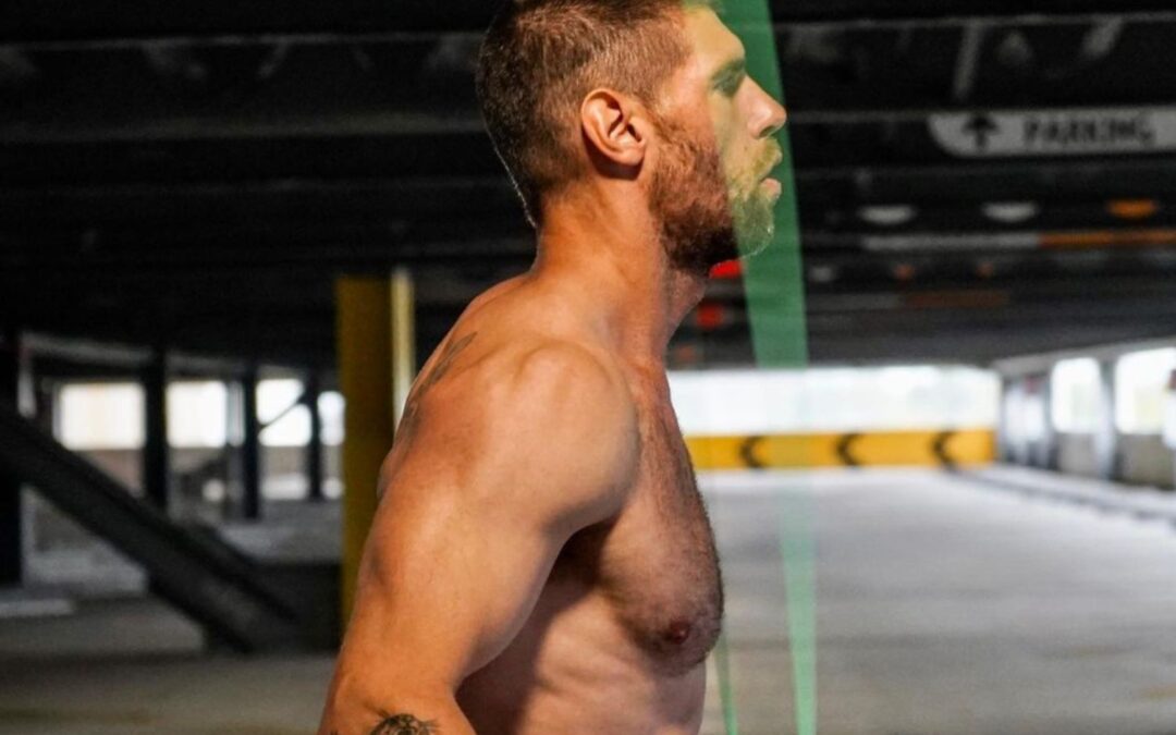 This Fitness Influencer Did 100 Pull-ups Every Day For 30 Days