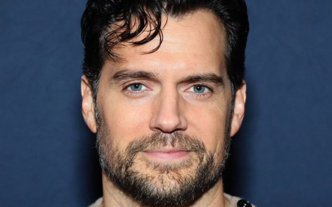 Henry Cavill Will Reunite With Guy Ritchie On World War II Spy-Action Movie