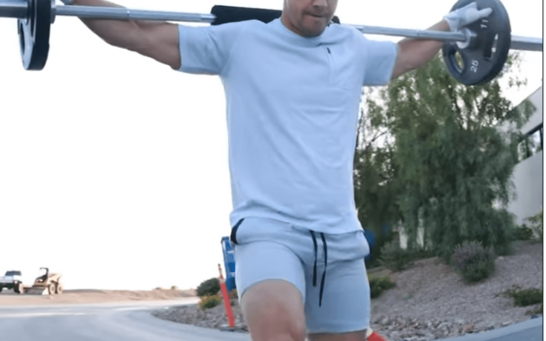 Mark Wahlberg’s street lunges take leg-day to another level