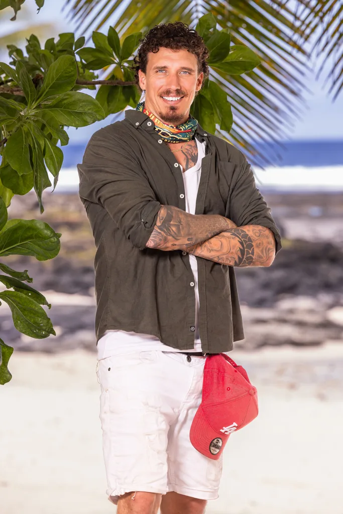 Survivor Australia v the World