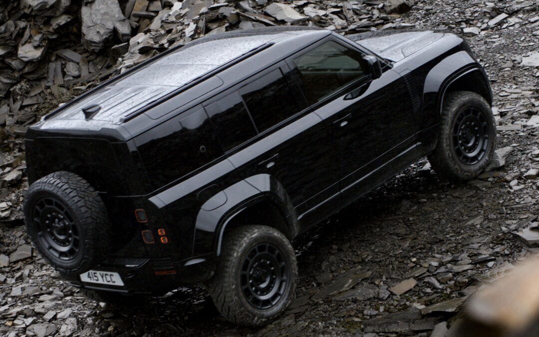 Defender OCTA Black sets a new benchmark for luxury off-roaders