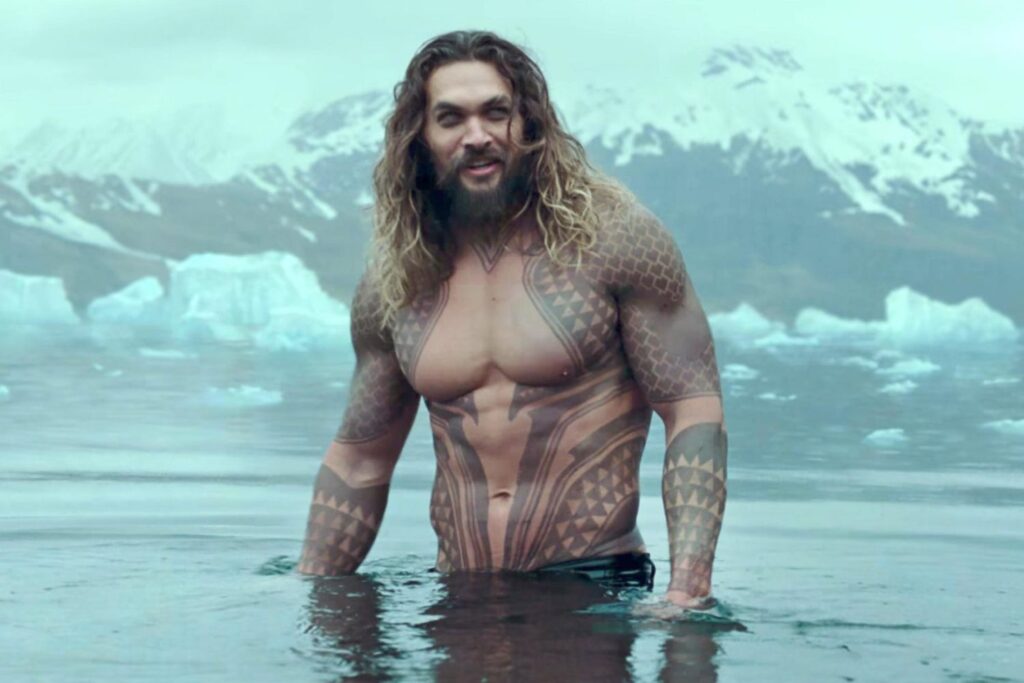 Jason Momoa Aquaman chest workout