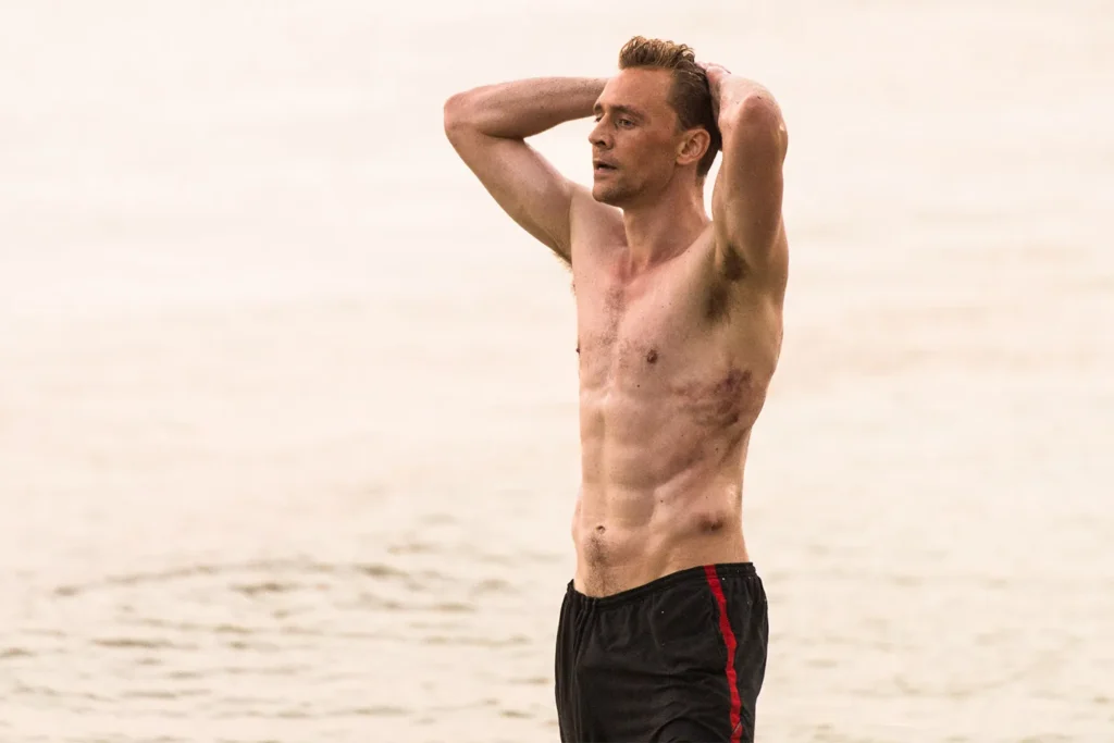 Tom Hiddleston workout